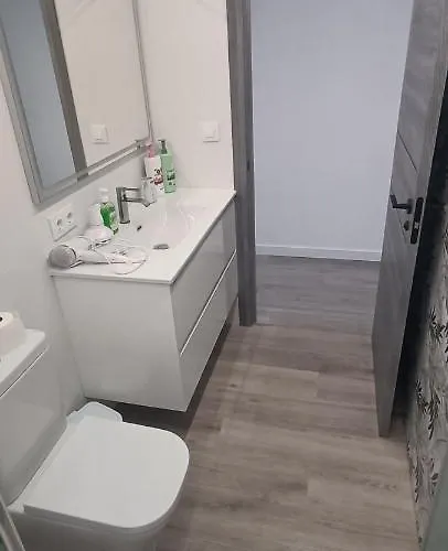 Nuevo Muy Centrico * دينايا